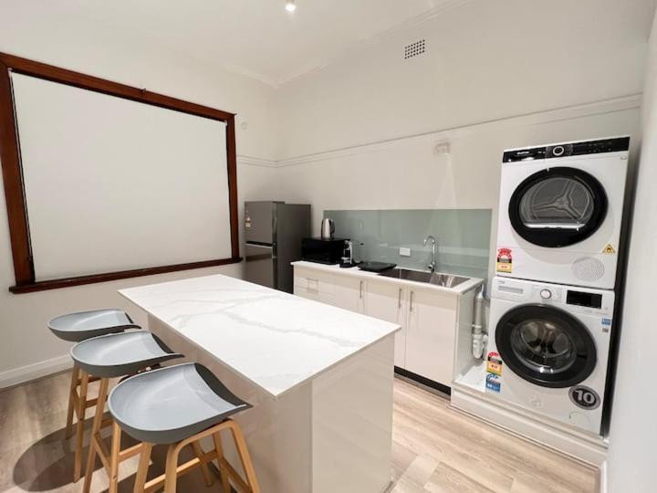 Charming Central Unit In Authentic Building Sydney Exterior foto